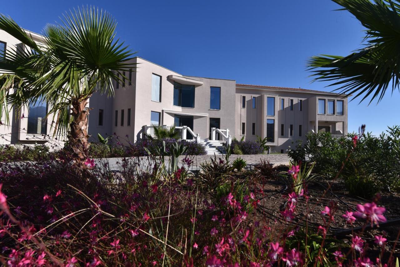 Viva Mare Hotel & Spa Mithimna Exterior foto