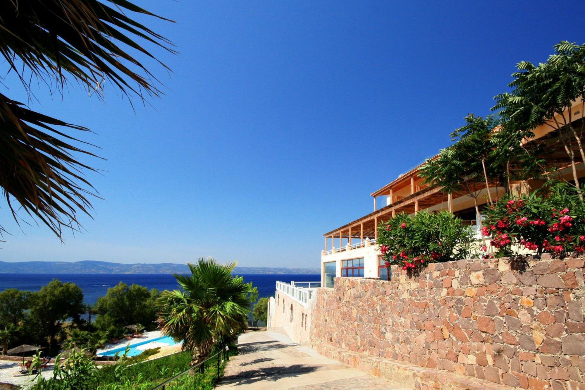 Viva Mare Hotel & Spa Mithimna Exterior foto