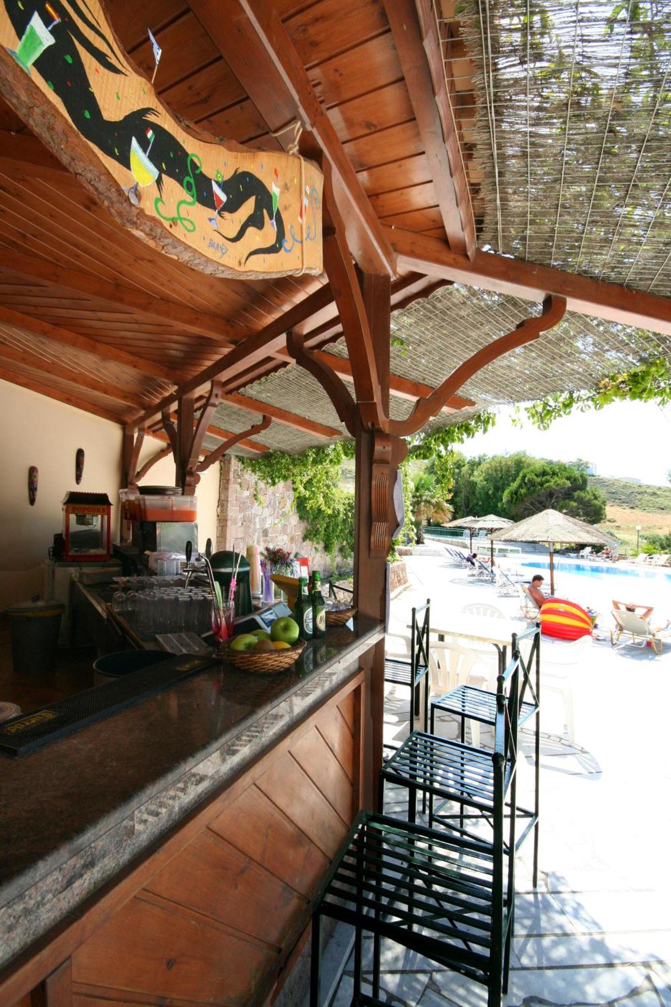 Viva Mare Hotel & Spa Mithimna Exterior foto