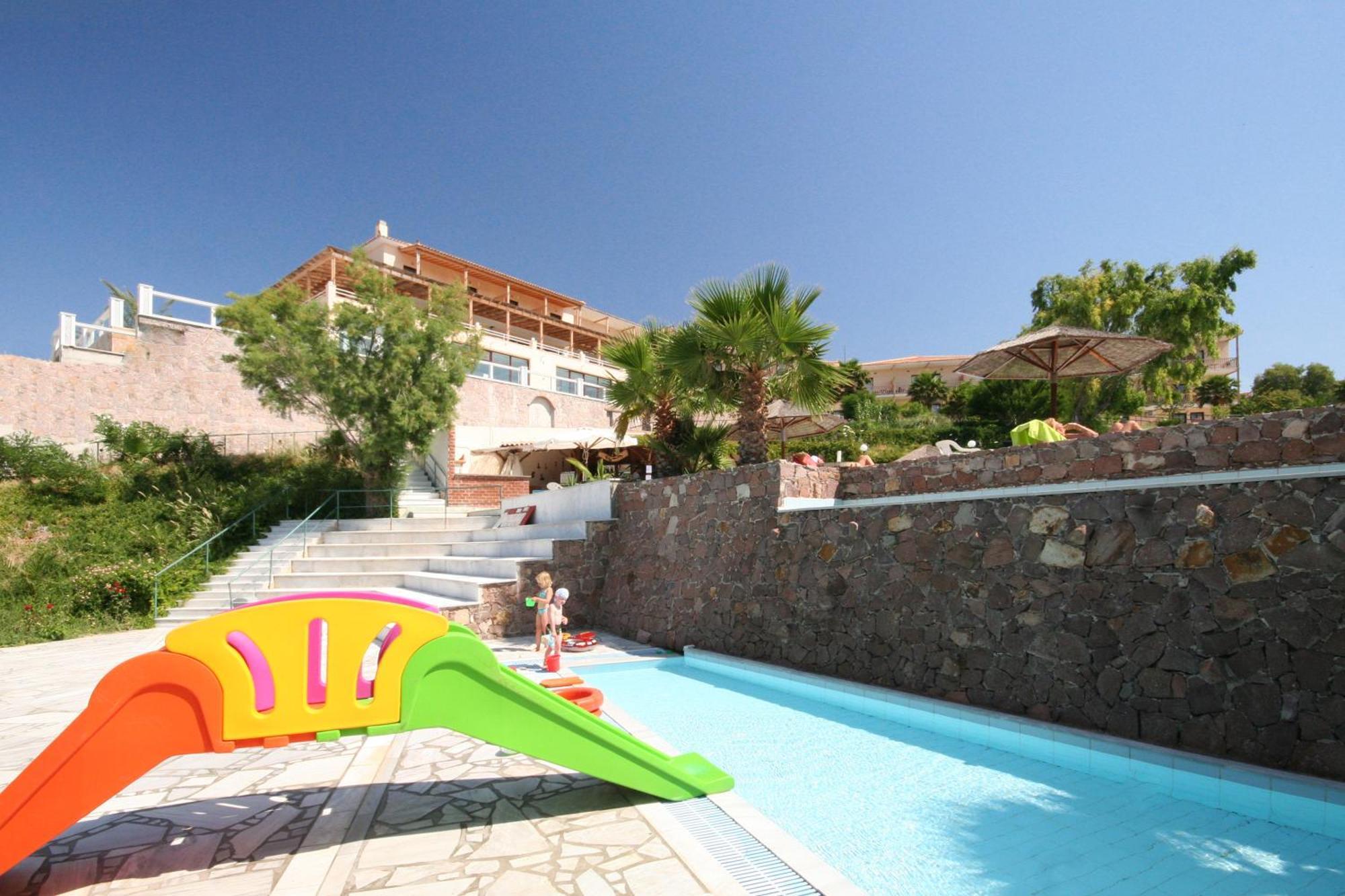 Viva Mare Hotel & Spa Mithimna Exterior foto